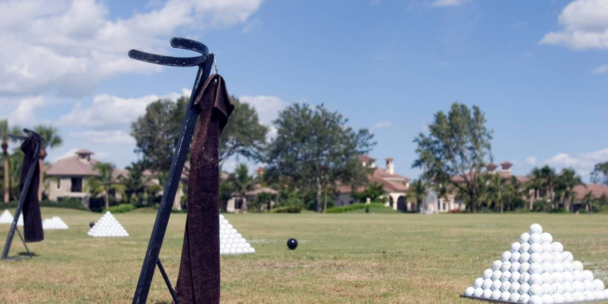 Premium Golf Ball Pyramid Tray: A Smarter Way to Organize Golf Practice