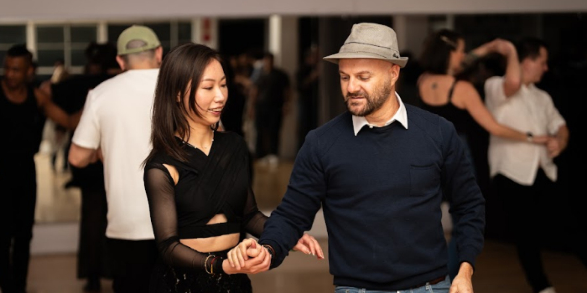 What Makes Salsa Dance So Popular Worldwide?