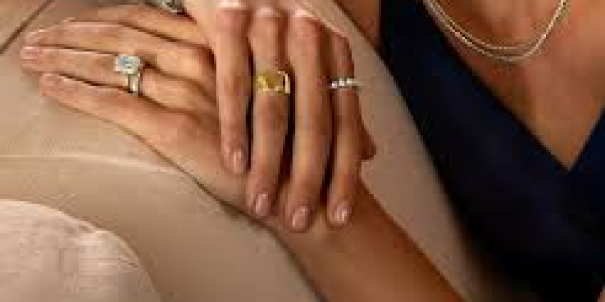 Zuha Jewellery Rings: Symbols of Love, Commitment, and Individual Style