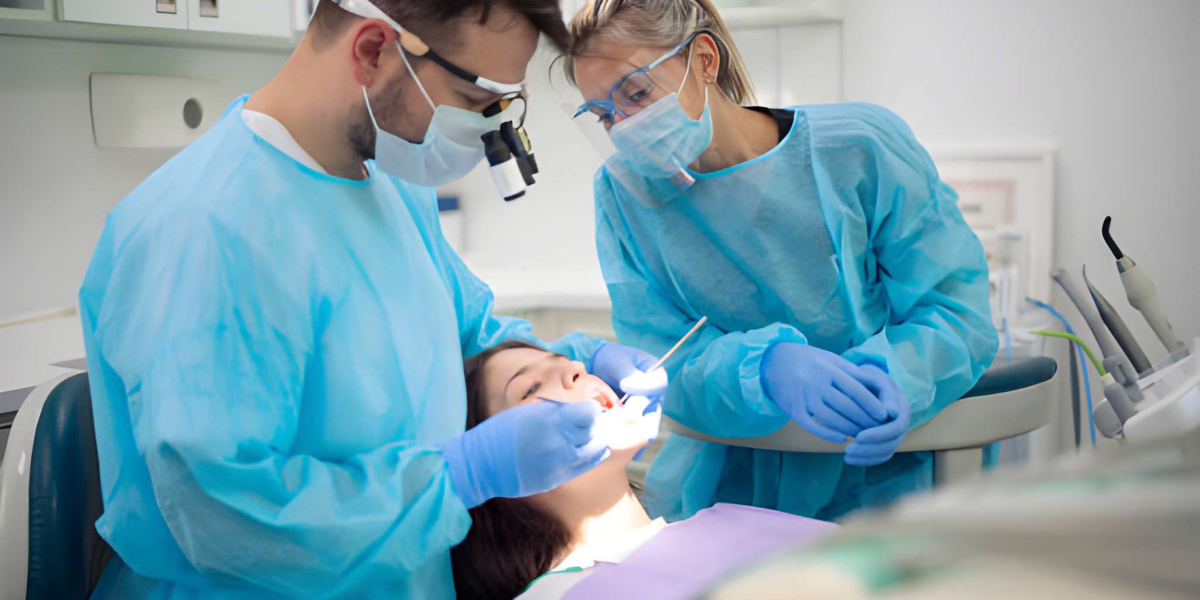 Dental Crown Treatment in Dubai – Same-Day & Permanent Crowns
