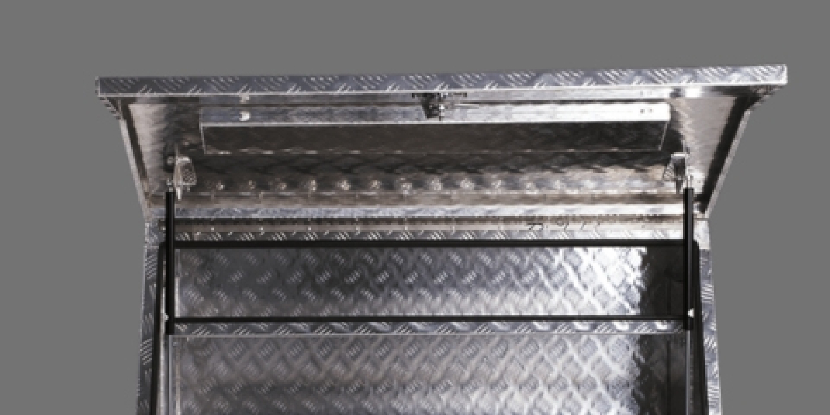 Maximise Space and Security: The Ultimate Guide to Choosing the Perfect Undertray Toolbox for Your Ute