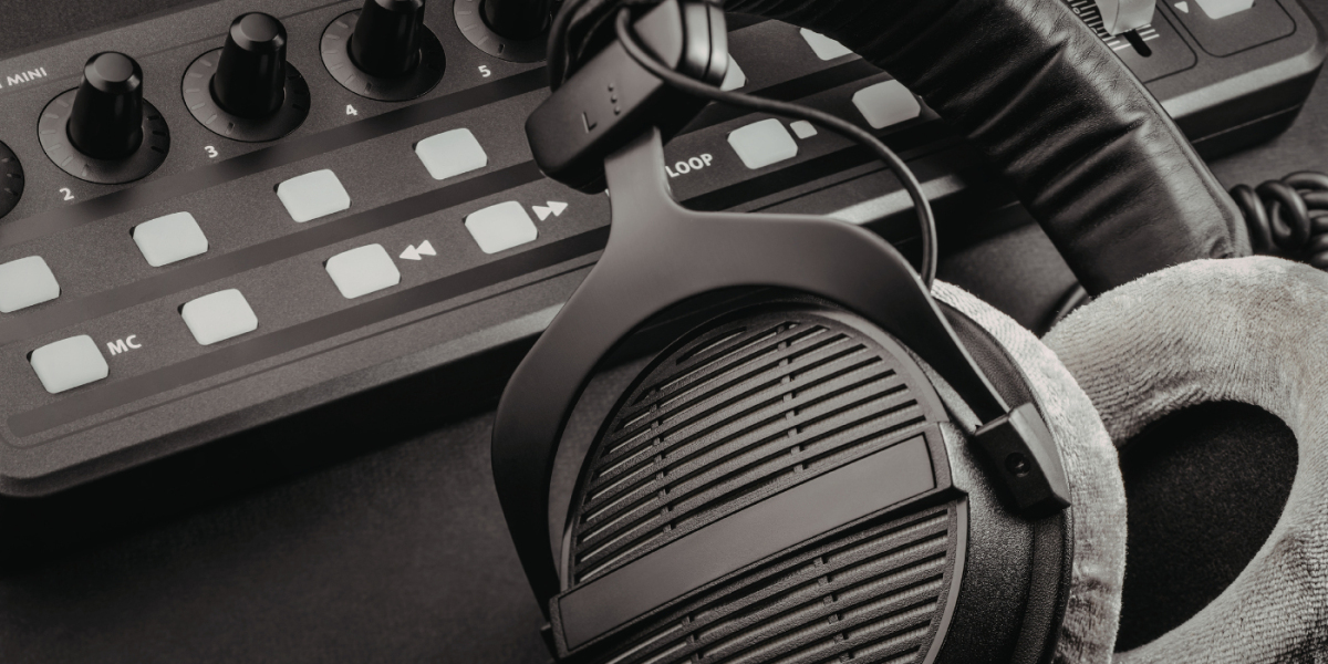 How to Build and Scale a Contact Center Business in Dubai (2026)