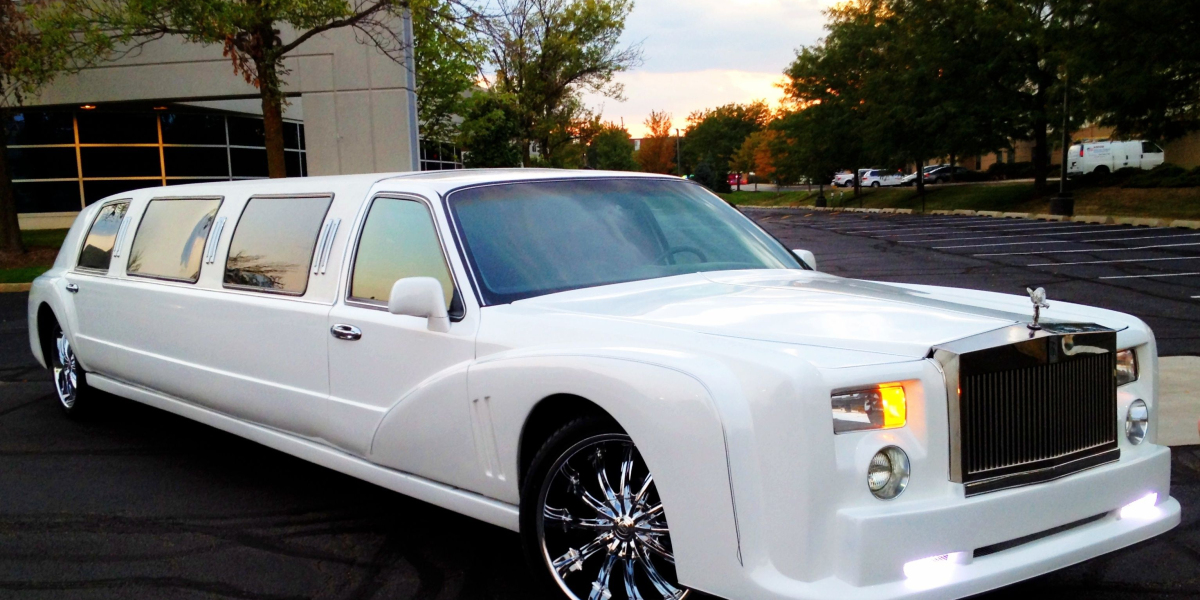 Long-Distance Travel with a Rolls-Royce from Bridgewater Limousine