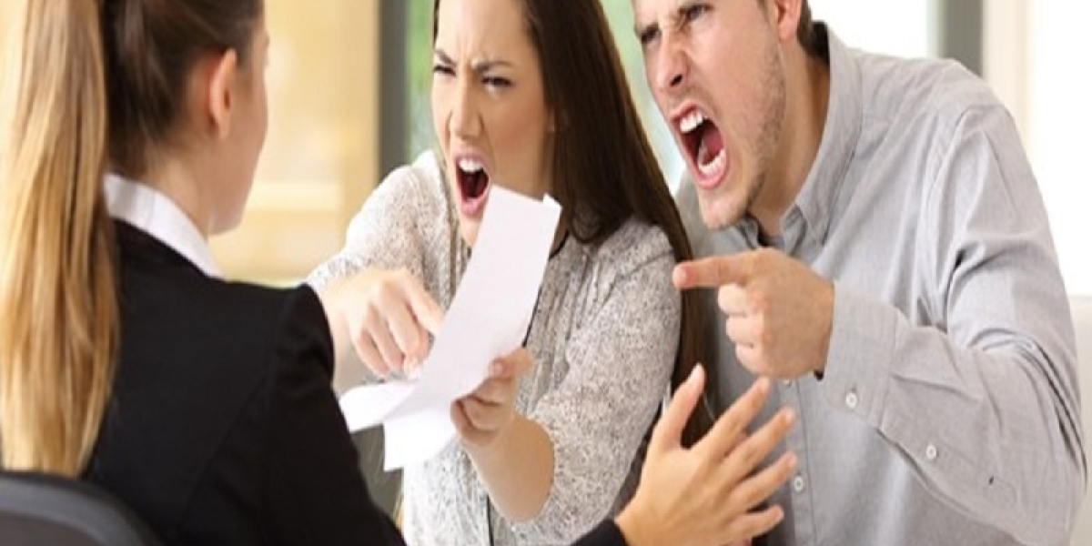 De-escalation Training: Building Calm, Confident Responses to Conflict