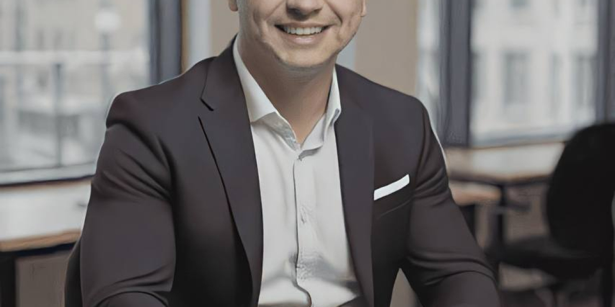 David Whitcombe: Trusted Expertise Powering Smarter Trading Success