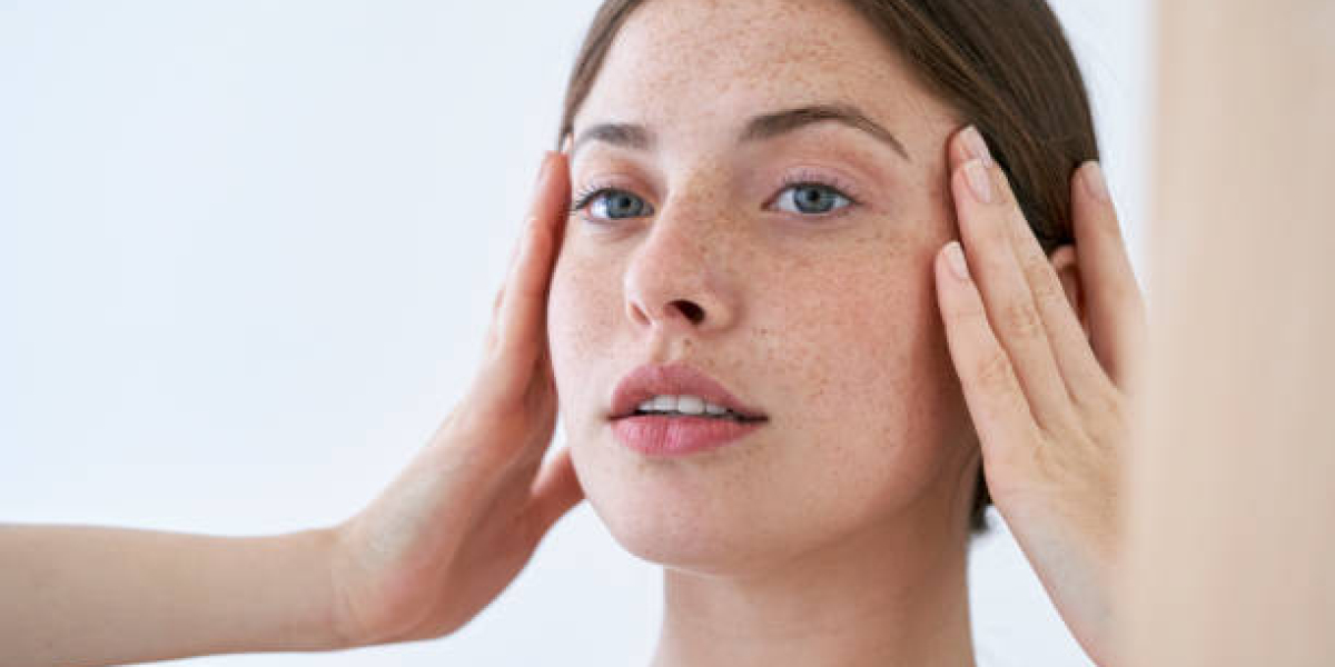 معايير اعتماد عالمية لجراحي عملية تجميل الأنف في الرياض الممتازين