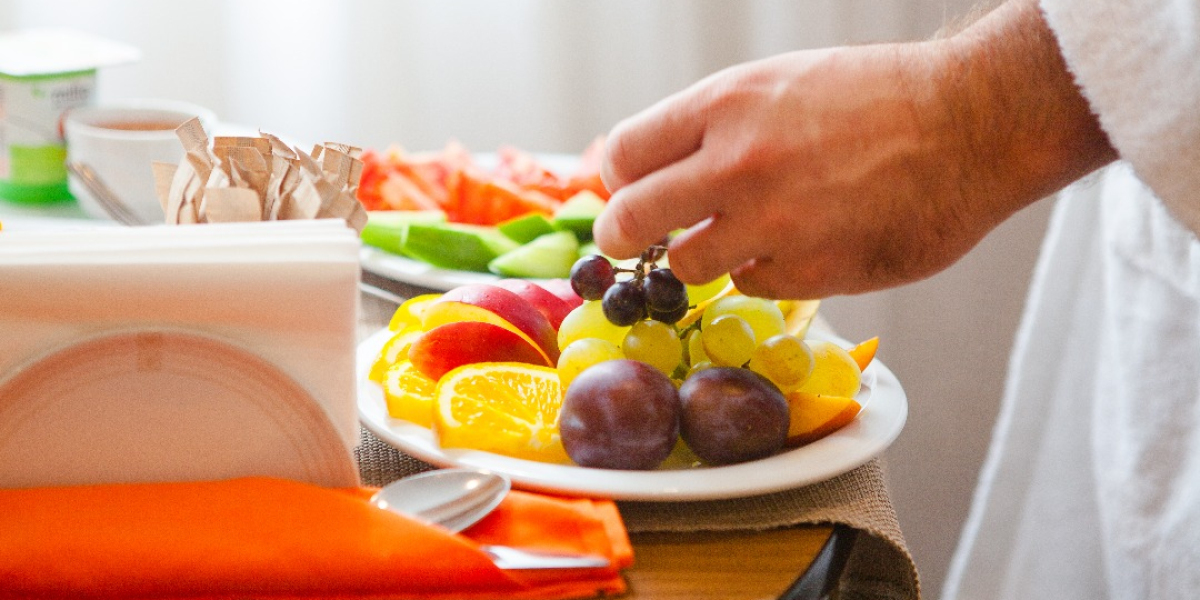 Healthy Halal Food: How Meal Prep Helps You Eat Better Every Week