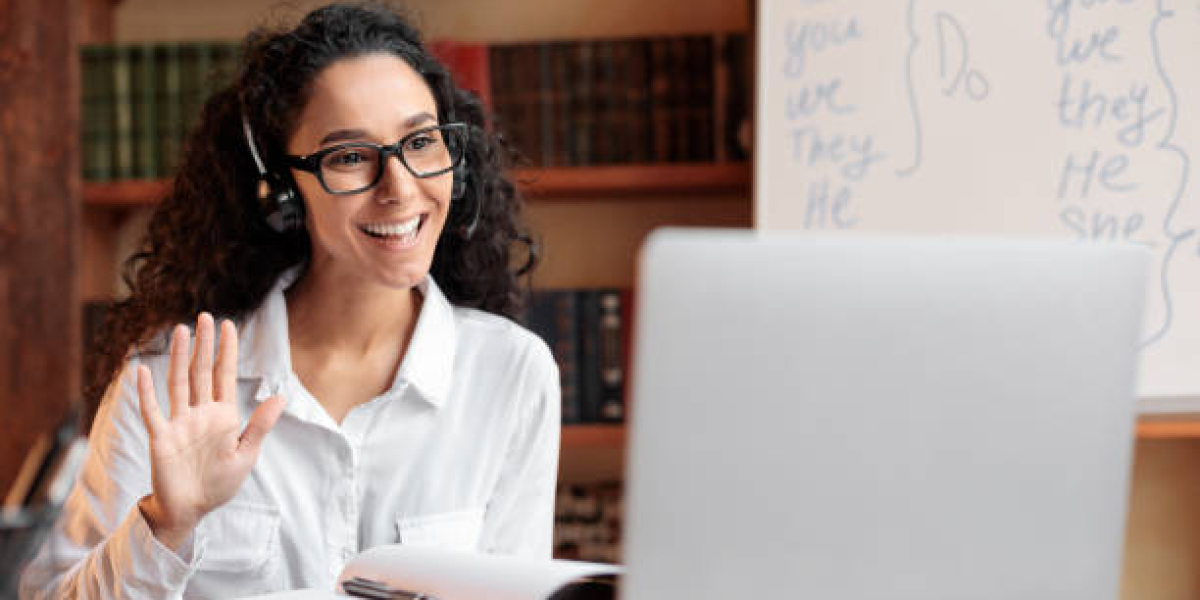 A Step-by-Step Guide to Hiring Online Tutors
